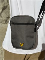 Сумка Lyle &amp; Scott, которую можно носить на плече или через плечо 1000041719