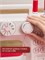 Домашняя швейная машина Janome 2121 с электрическим приводом и педалью оборудована функцией полуавтоматического создания петель, а также имеет возможность выполнения зигзагов. В комплекте с ней идут различные принадлежности и аксессуары для шитья и починк 1000035742