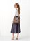 Женская сумка ICONIC BAGS с короткими ручками имеет средний объем и мягкую форму для ношения на плече 1000042515