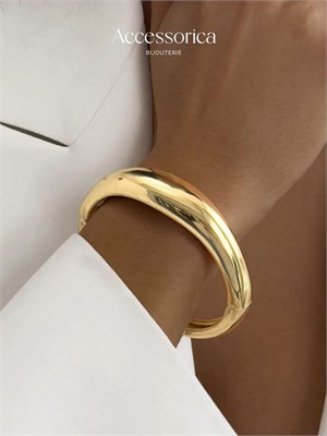 Широкий женский браслет из бижутерии на руку с покрытием золотом - это стильное украшение 1000023138