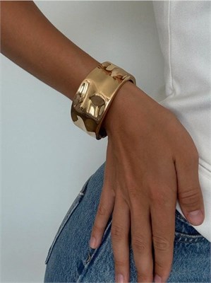 Браслет для женщин - это украшение из бижутерии, покрытое золотом 1000023159