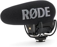Премиальный накамерный микрофон-пушка R™ VideoMic Pro+ с фильтром верхних частот, усилением высоких частот, площадкой и защитным каналом для видеосъемки, создания контента и записи на местности 1000007925
