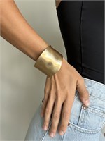 Женский браслет из бижутерии с покрытием матовым золотом 1000023160