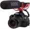 Накамерный направленный микрофон R™ VideoMic с фильтром верхних частот и накладкой для кинопроизводства, создания контента и записи натурных съемок 1000007907