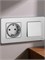 Розетка Legrand Inspiria серебристого цвета с заземлением, без защитных крышек, 16А 250В, соединение проводов осуществляется с помощью винтовых зажимов, корпус выполнен в алюминиевом (серебристом) цвете 1000032590